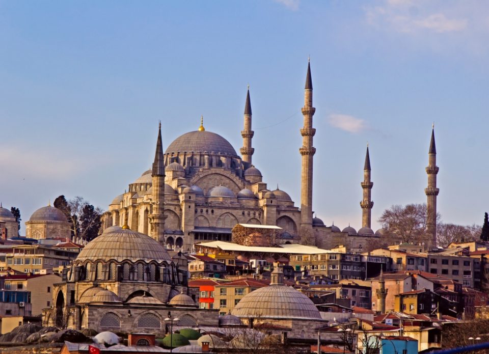 Стамбул принял рекордное число туристов