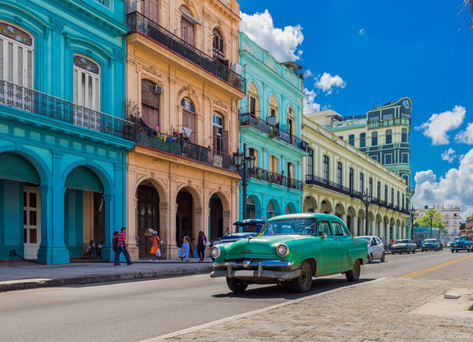 Куба изменила правила въезда
