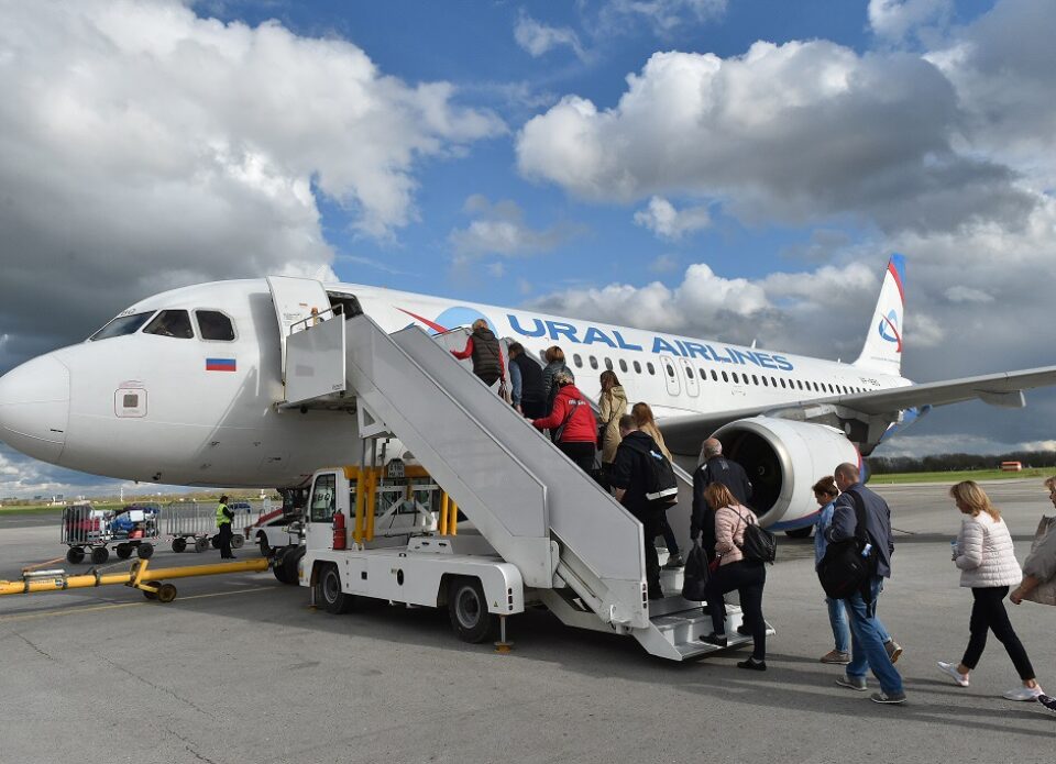 Авиакомпания «Уральские авиалинии» отменила полетную программу в Минск