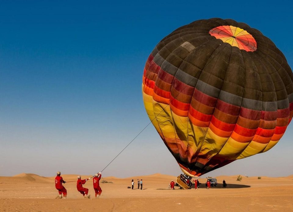 Полет на воздушном шаре над Palm Jumeirah, открытие Mina A’Salam и другие новости Дубая