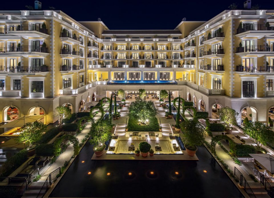 Отель Regent Porto Montenegro получил сертификат SHe Travel Club