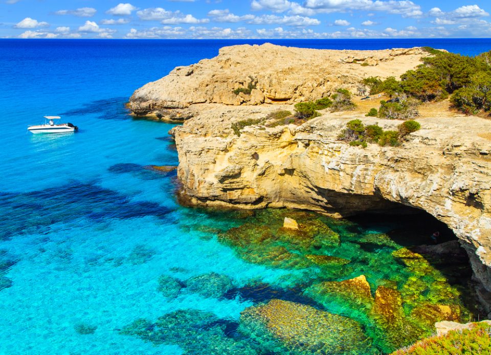 В первом полугодии 2023 года Кипр посетило более 1,6 млн туристов