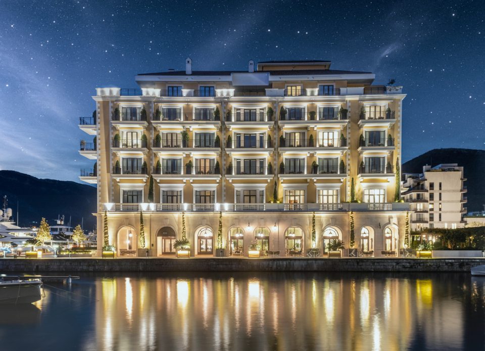 Какие новогодние развлечения предложит Тиват и роскошный Regent Porto Montenegro?