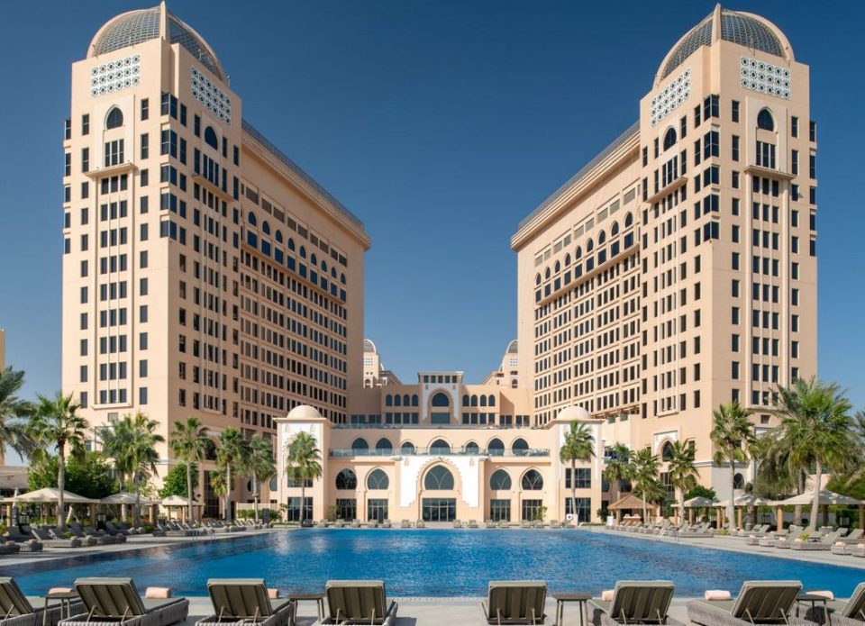 Премиальный отдых по эксклюзивной цене: акция от отелей сети St.Regis в Катаре для чартера из Беларуси