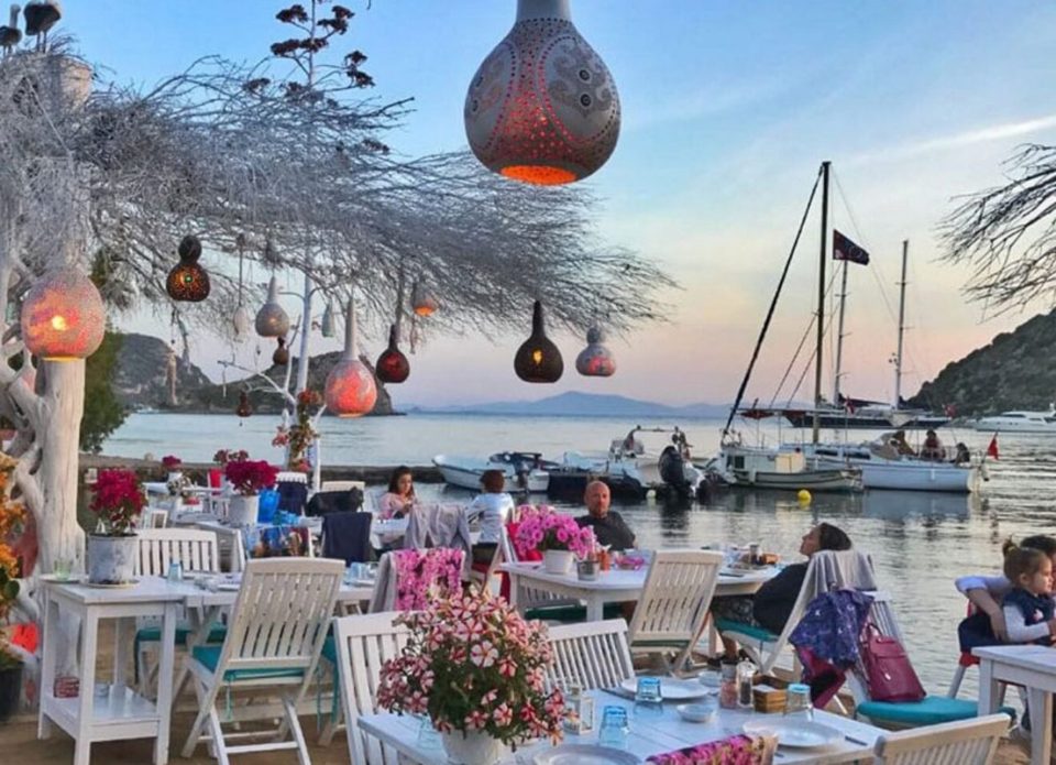 «АэроБелСервис»: последние места в этом сезоне в Турцию на Эгейское побережье!