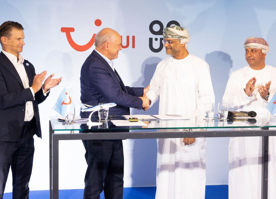 Оман и TUI подписали стратегическое соглашение о развитии туризма в Султанате Оман