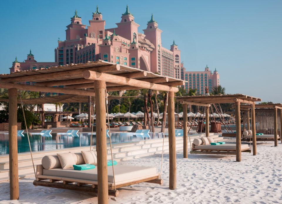 Лучшие пляжи сезона в Дубае и новые пляжные локации эмирата