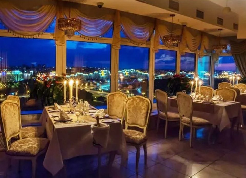 У российских туристов особым спросом пользуется встреча Нового года в Минске и экскурсии по замкам