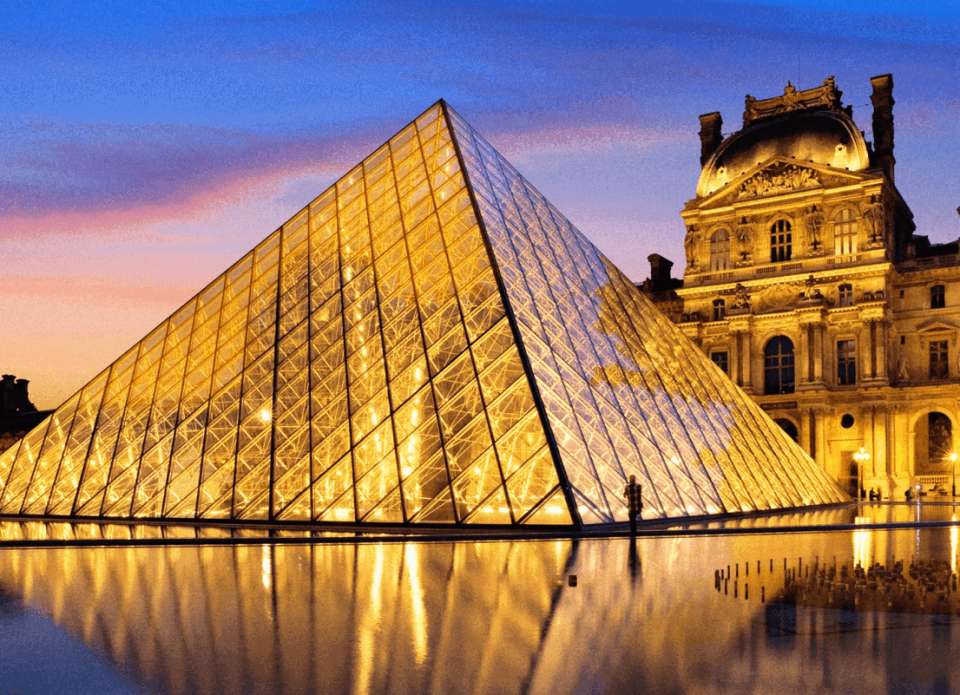 Лувр увеличивает цены билетов для туристов из стран, не принадлежащих к ЕС