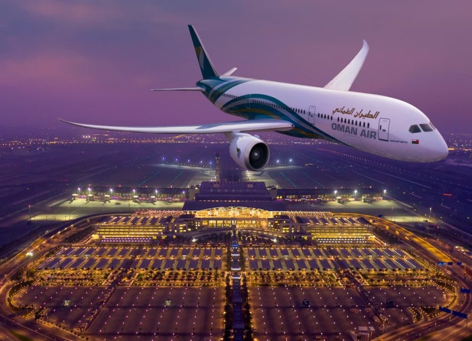 Oman Air вошел в десятку лучших авиакомпаний мира по мнению онлайн-сервиса AirHelp