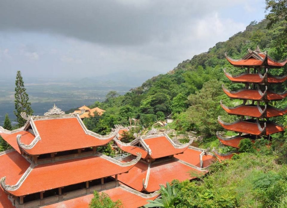 ТОП-10 иностранных рынков, лидирующих по прибытиям во Вьетнам в 2025 году 