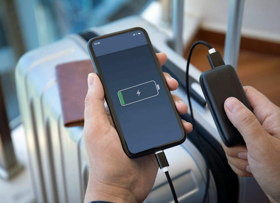 IATA изменила правила провоза пауэрбанков на борту самолетов