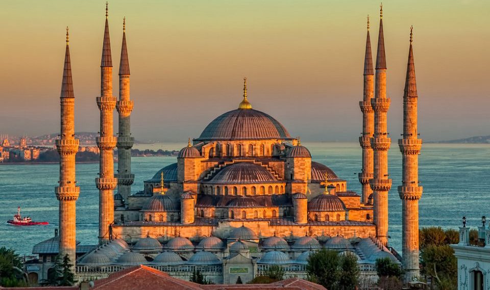 Министерство культуры и туризма Турции: туристический сектор функционирует в обычном режиме