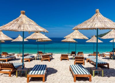 От «дикого» побережья до инвестиций семейства Трамп: каким стал туризм в Албании за последние пять лет