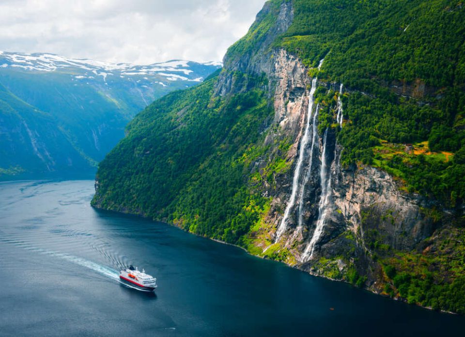 Лучшие автобусные туры сезона: комфорт-тур в Норвегию от туроператора «Экотур — 6»