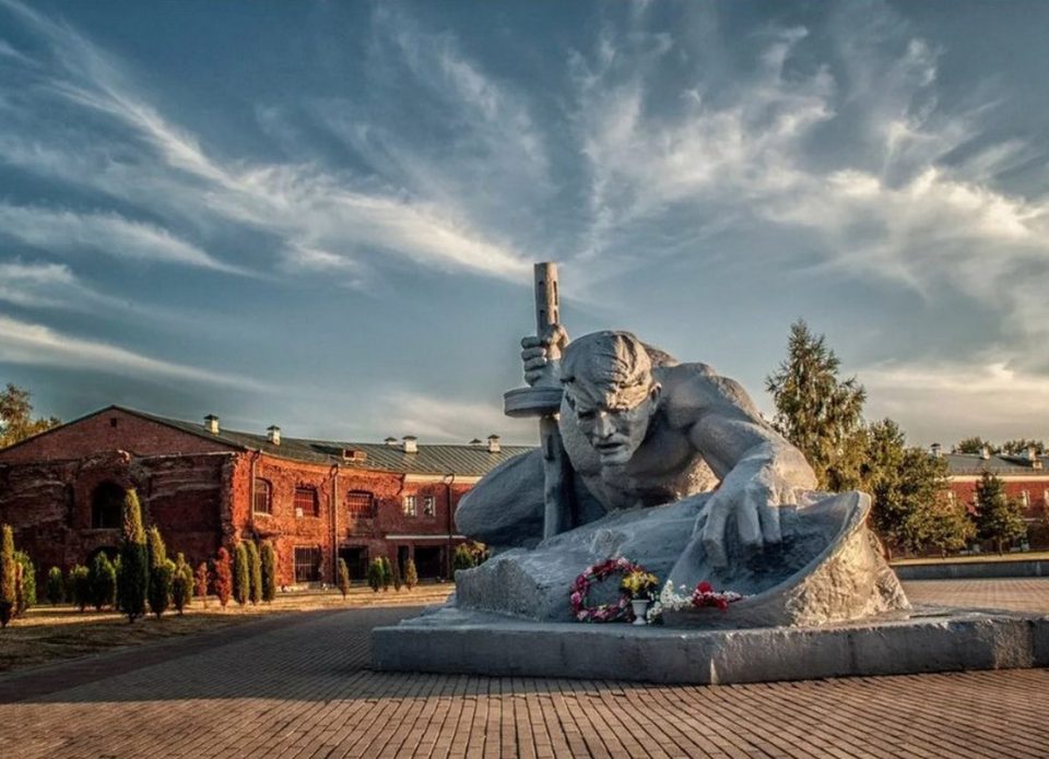 Военно-исторические экскурсии в Беларуси: «Хатынь», «Брестская крепость-герой» и другие
